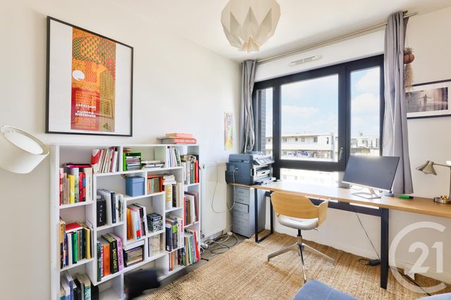 Afficher la photo en grand Appartement F4 à vendre - 4 pièces - 77.0 m2 - PARIS - 75019 - ILE-DE-FRANCE - Century 21 Immo Conseil