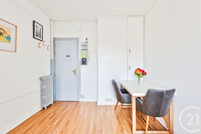 Appartement F2 à vendre - 2 pièces - 27.0 m2 - AUBERVILLIERS - 93 - ILE-DE-FRANCE - Century 21 Immo Conseil