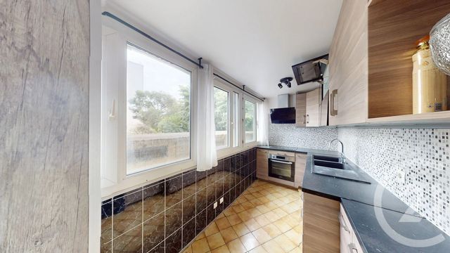 Appartement F4 à vendre - 4 pièces - 84.42 m2 - AUBERVILLIERS - 93 - ILE-DE-FRANCE - Century 21 Immo Conseil