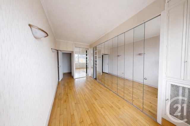 Appartement F2 à vendre - 3 pièces - 50.0 m2 - AUBERVILLIERS - 93 - ILE-DE-FRANCE - Century 21 Immo Conseil