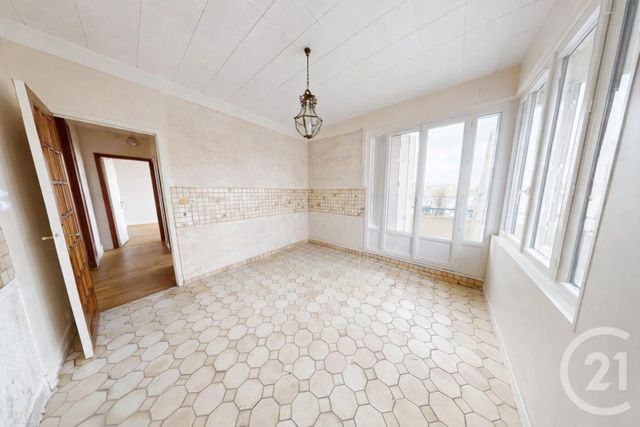 Appartement F2 à vendre - 3 pièces - 50.0 m2 - AUBERVILLIERS - 93 - ILE-DE-FRANCE - Century 21 Immo Conseil