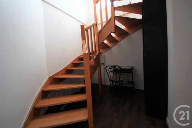 Appartement Duplex à louer - 2 pièces - 37.2 m2 - BOBIGNY - 93 - ILE-DE-FRANCE - Century 21 Immo Conseil