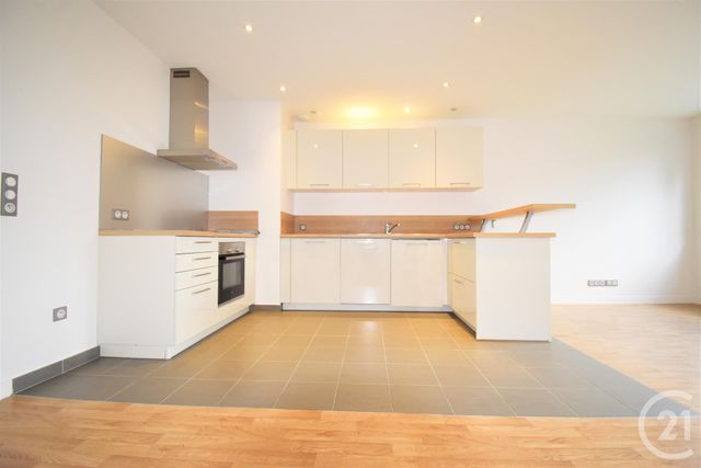 Appartement F2 à louer - 2 pièces - 63.3 m2 - AUBERVILLIERS - 93 - ILE-DE-FRANCE - Century 21 Immo Conseil