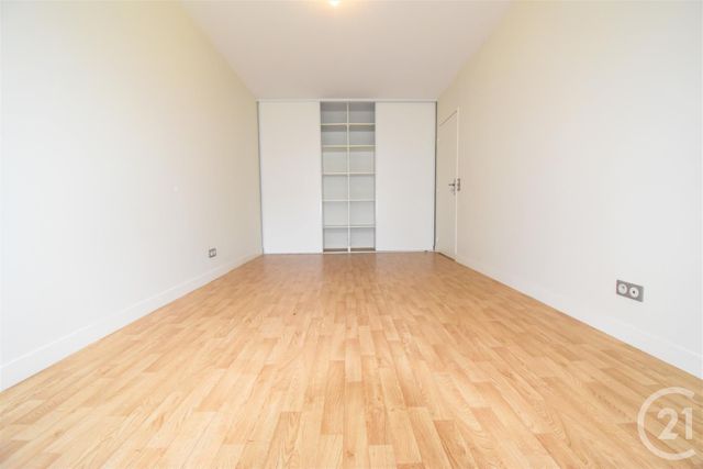Appartement F2 à louer - 2 pièces - 63.3 m2 - AUBERVILLIERS - 93 - ILE-DE-FRANCE - Century 21 Immo Conseil