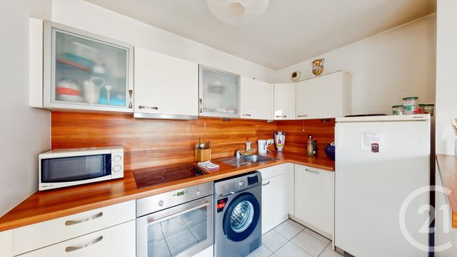 Appartement F3 à vendre - 3 pièces - 63.5 m2 - AUBERVILLIERS - 93 - ILE-DE-FRANCE - Century 21 Immo Conseil