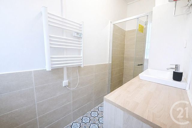 Appartement F2 à louer - 2 pièces - 43.36 m2 - LA COURNEUVE - 93 - ILE-DE-FRANCE - Century 21 Immo Conseil