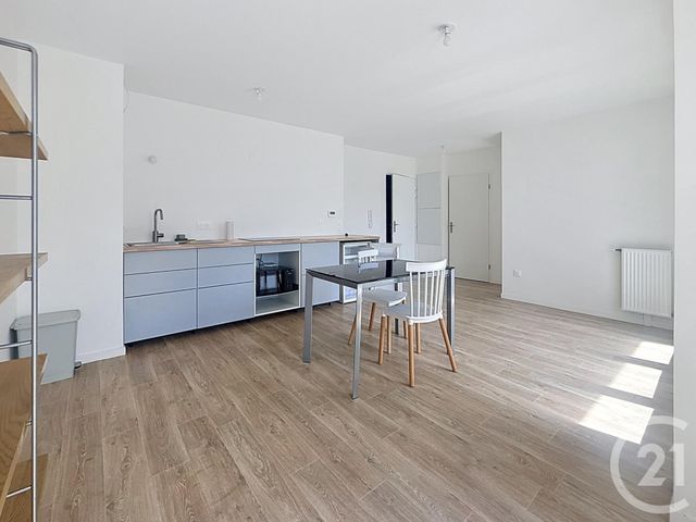 Appartement F2 à louer - 2 pièces - 42.23 m2 - AUBERVILLIERS - 93 - ILE-DE-FRANCE - Century 21 Immo Conseil