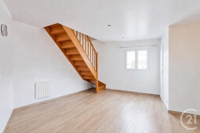 maison à louer - 2 pièces - 40.0 m2 - LA COURNEUVE - 93 - ILE-DE-FRANCE - Century 21 Immo Conseil