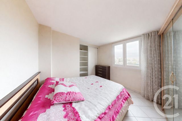 Appartement F4 à vendre - 4 pièces - 66.16 m2 - AUBERVILLIERS - 93 - ILE-DE-FRANCE - Century 21 Immo Conseil