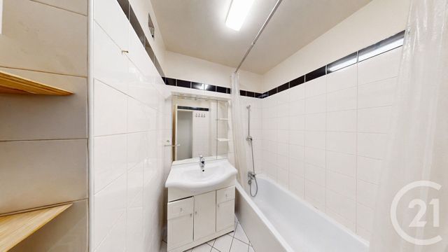 Appartement F4 à vendre - 4 pièces - 66.16 m2 - AUBERVILLIERS - 93 - ILE-DE-FRANCE - Century 21 Immo Conseil