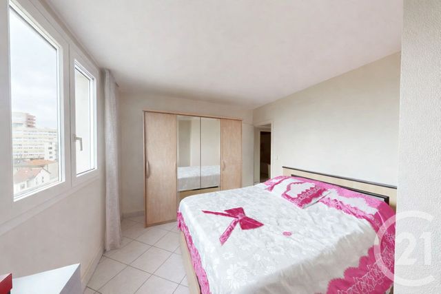 Appartement F4 à vendre - 4 pièces - 66.16 m2 - AUBERVILLIERS - 93 - ILE-DE-FRANCE - Century 21 Immo Conseil