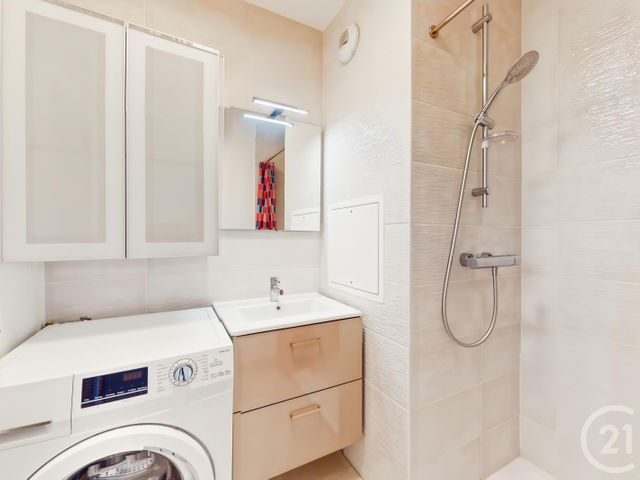 Appartement F4 à vendre - 4 pièces - 80.18 m2 - AUBERVILLIERS - 93 - ILE-DE-FRANCE - Century 21 Immo Conseil