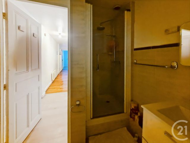 Appartement F2 à vendre - 2 pièces - 46.8 m2 - AUBERVILLIERS - 93 - ILE-DE-FRANCE - Century 21 Immo Conseil