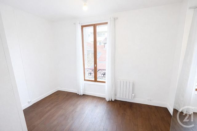 Appartement F2 à louer - 2 pièces - 34.85 m2 - AUBERVILLIERS - 93 - ILE-DE-FRANCE - Century 21 Immo Conseil