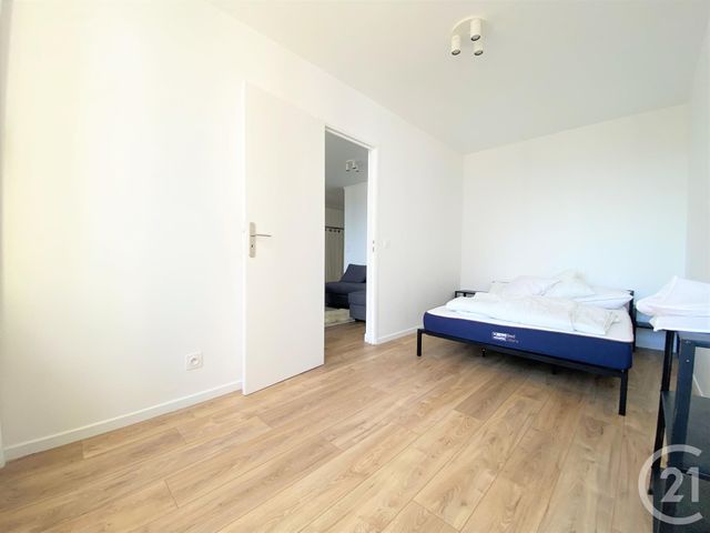 Appartement F2 à louer - 2 pièces - 48.7 m2 - AUBERVILLIERS - 93 - ILE-DE-FRANCE - Century 21 Immo Conseil