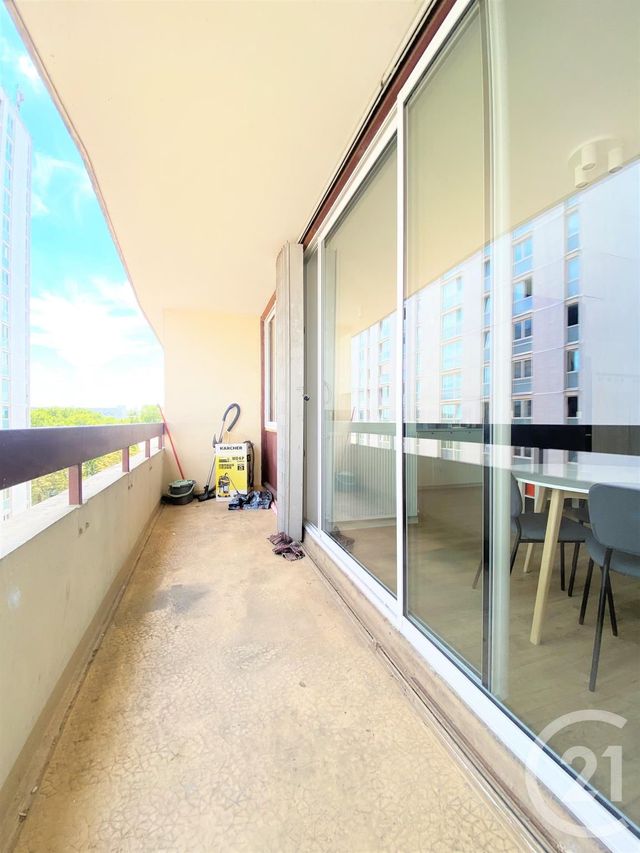 Appartement F2 à louer - 2 pièces - 48.7 m2 - AUBERVILLIERS - 93 - ILE-DE-FRANCE - Century 21 Immo Conseil