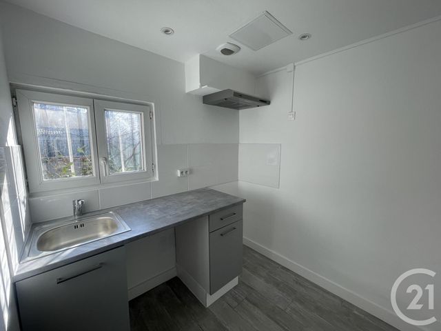 Appartement F1 à louer - 1 pièce - 26.52 m2 - AUBERVILLIERS - 93 - ILE-DE-FRANCE - Century 21 Immo Conseil