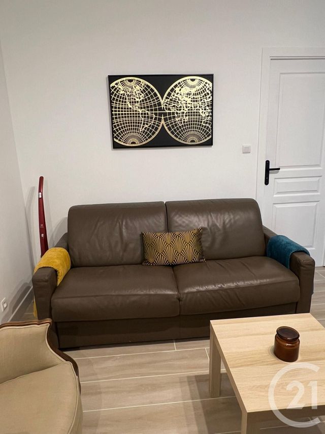 Appartement à vendre - 2 pièces - 29.51 m2 - AUBERVILLIERS - 93 - ILE-DE-FRANCE - Century 21 Immo Conseil