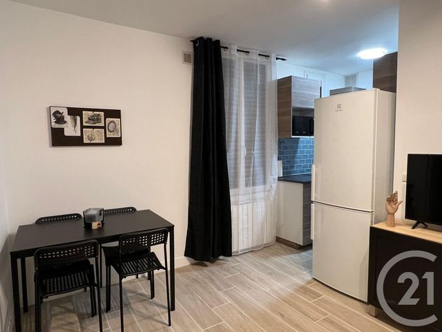 Appartement à vendre - 2 pièces - 29.51 m2 - AUBERVILLIERS - 93 - ILE-DE-FRANCE - Century 21 Immo Conseil