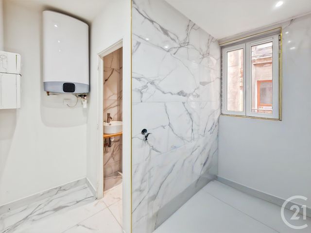 Appartement F2 à vendre - 2 pièces - 32.74 m2 - LA PLAINE ST DENIS - 93 - ILE-DE-FRANCE - Century 21 Immo Conseil