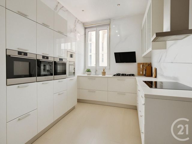 Appartement F2 à vendre - 2 pièces - 32.74 m2 - LA PLAINE ST DENIS - 93 - ILE-DE-FRANCE - Century 21 Immo Conseil