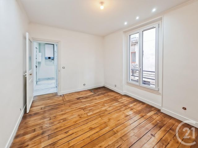 Appartement F2 à vendre - 2 pièces - 32.74 m2 - LA PLAINE ST DENIS - 93 - ILE-DE-FRANCE - Century 21 Immo Conseil