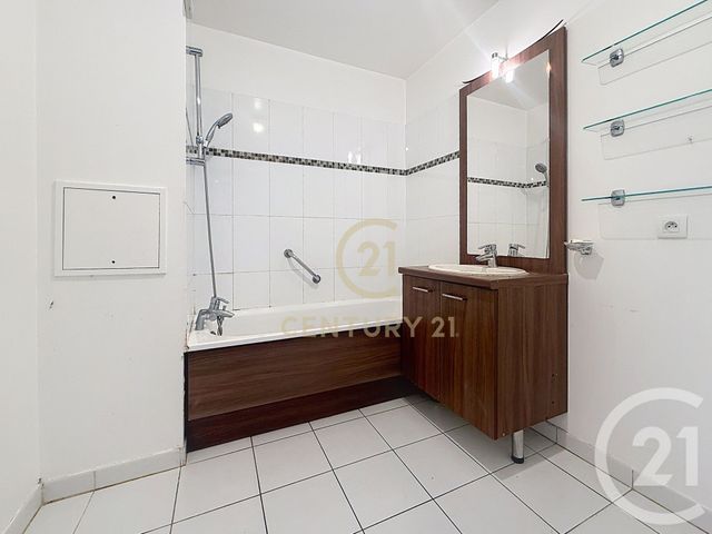 Appartement F4 à louer - 4 pièces - 81.0 m2 - VILLENEUVE LA GARENNE - 92 - ILE-DE-FRANCE - Century 21 Immo Conseil