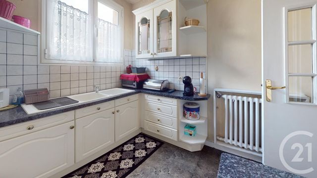 Appartement à vendre - 2 pièces - 40.17 m2 - AUBERVILLIERS - 93 - ILE-DE-FRANCE - Century 21 Immo Conseil