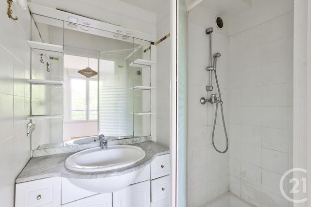 Appartement F4 à vendre - 4 pièces - 83.56 m2 - AUBERVILLIERS - 93 - ILE-DE-FRANCE - Century 21 Immo Conseil