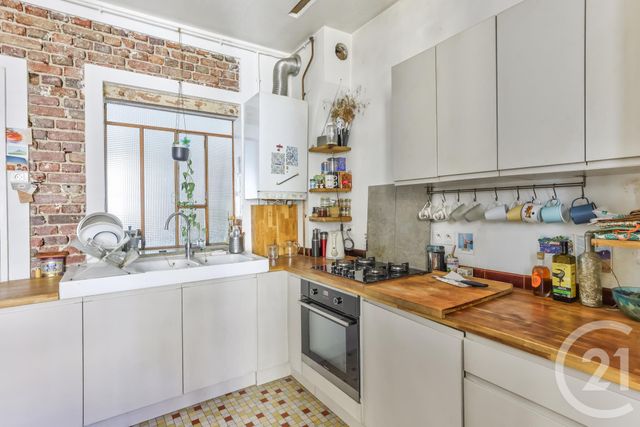 Appartement F2 à vendre - 2 pièces - 46.69 m2 - AUBERVILLIERS - 93 - ILE-DE-FRANCE - Century 21 Immo Conseil