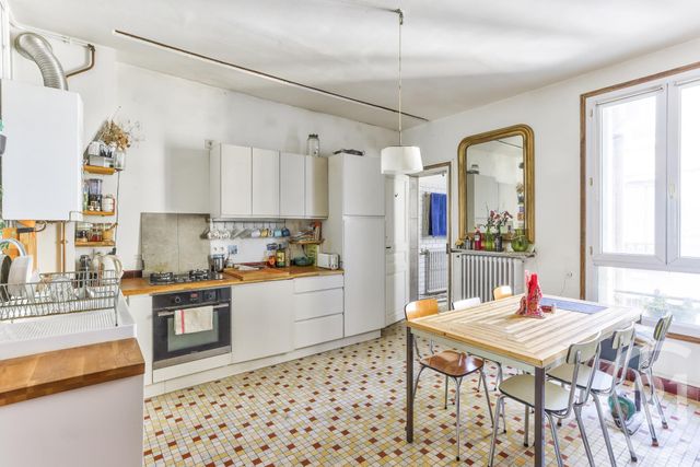 Appartement F2 à vendre - 2 pièces - 46.69 m2 - AUBERVILLIERS - 93 - ILE-DE-FRANCE - Century 21 Immo Conseil