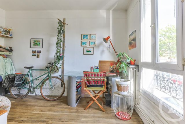 Appartement F2 à vendre - 2 pièces - 46.69 m2 - AUBERVILLIERS - 93 - ILE-DE-FRANCE - Century 21 Immo Conseil
