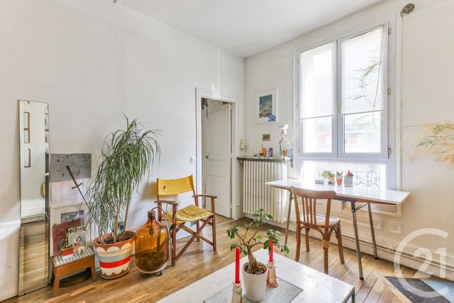 Appartement F2 à vendre - 2 pièces - 46.69 m2 - AUBERVILLIERS - 93 - ILE-DE-FRANCE - Century 21 Immo Conseil