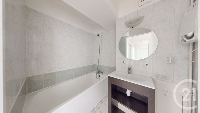 Appartement F4 à vendre - 4 pièces - 85.29 m2 - AUBERVILLIERS - 93 - ILE-DE-FRANCE - Century 21 Immo Conseil