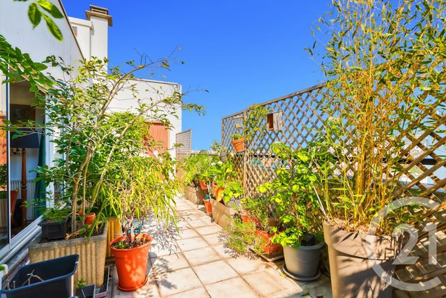 Appartement à vendre - 4 pièces - 71.53 m2 - AUBERVILLIERS - 93 - ILE-DE-FRANCE - Century 21 Immo Conseil