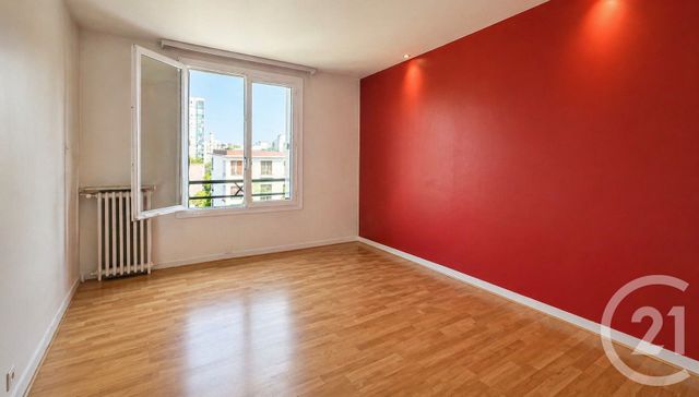 Appartement F5 à vendre - 5 pièces - 93.39 m2 - AUBERVILLIERS - 93 - ILE-DE-FRANCE - Century 21 Immo Conseil