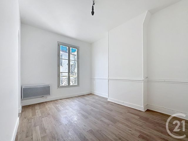Appartement F2 à vendre - 2 pièces - 30.76 m2 - AUBERVILLIERS - 93 - ILE-DE-FRANCE - Century 21 Immo Conseil