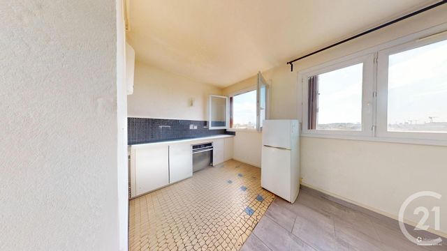 Appartement à vendre - 1 pièce - 26.82 m2 - AUBERVILLIERS - 93 - ILE-DE-FRANCE - Century 21 Immo Conseil
