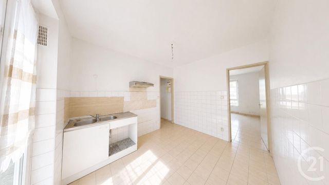 Appartement F2 à vendre - 2 pièces - 29.44 m2 - AUBERVILLIERS - 93 - ILE-DE-FRANCE - Century 21 Immo Conseil