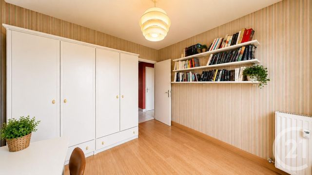 Appartement à vendre - 4 pièces - 79.38 m2 - AUBERVILLIERS - 93 - ILE-DE-FRANCE - Century 21 Immo Conseil