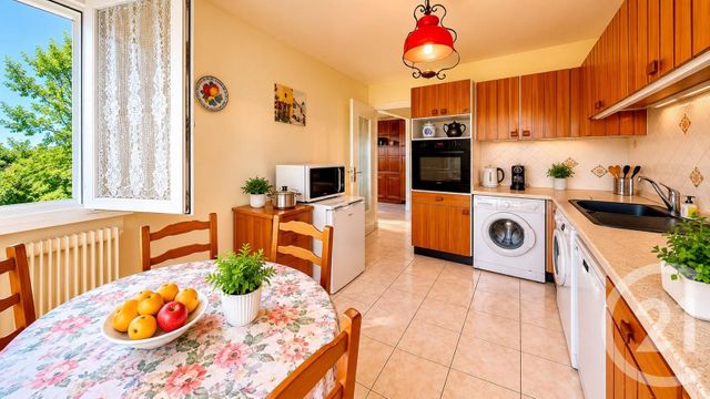 Appartement à vendre - 4 pièces - 79.38 m2 - AUBERVILLIERS - 93 - ILE-DE-FRANCE - Century 21 Immo Conseil