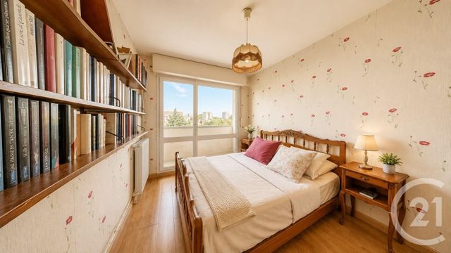 Appartement à vendre - 4 pièces - 79.38 m2 - AUBERVILLIERS - 93 - ILE-DE-FRANCE - Century 21 Immo Conseil
