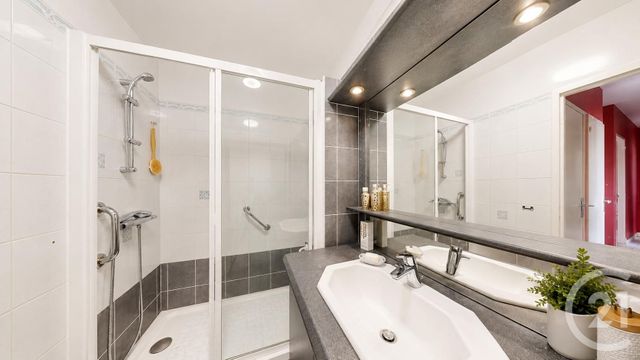 Appartement à vendre - 4 pièces - 79.38 m2 - AUBERVILLIERS - 93 - ILE-DE-FRANCE - Century 21 Immo Conseil