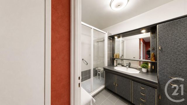 Appartement à vendre - 4 pièces - 79.38 m2 - AUBERVILLIERS - 93 - ILE-DE-FRANCE - Century 21 Immo Conseil