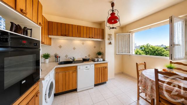 Appartement à vendre - 4 pièces - 79.38 m2 - AUBERVILLIERS - 93 - ILE-DE-FRANCE - Century 21 Immo Conseil