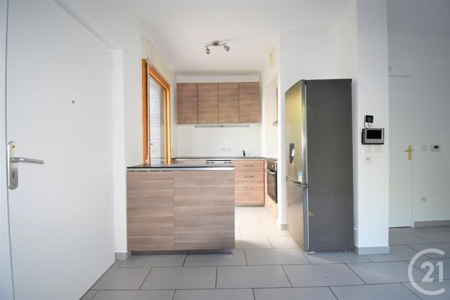Appartement F2 à louer - 2 pièces - 41.16 m2 - ST DENIS - 93 - ILE-DE-FRANCE - Century 21 Immo Conseil