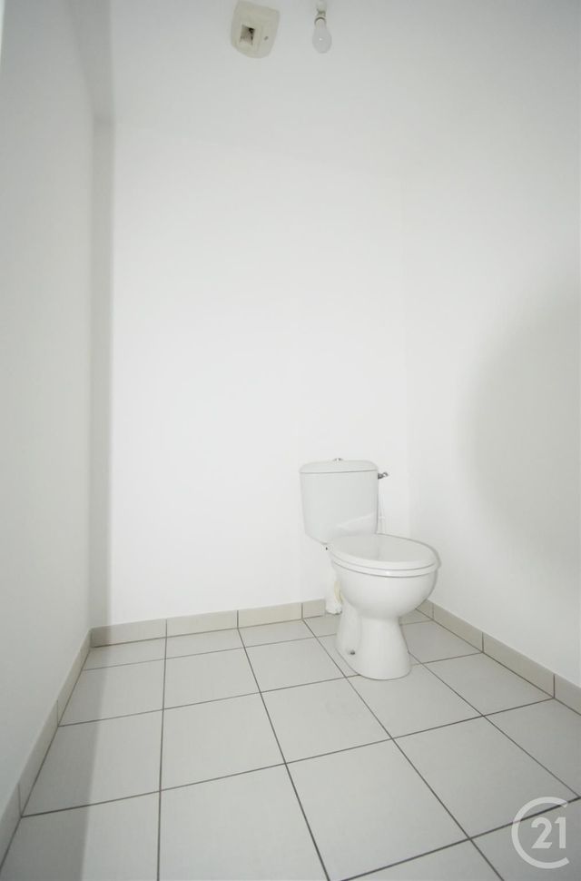 Appartement F2 à louer - 2 pièces - 41.16 m2 - ST DENIS - 93 - ILE-DE-FRANCE - Century 21 Immo Conseil