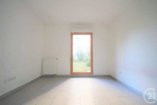 Appartement F2 à louer - 2 pièces - 41.16 m2 - ST DENIS - 93 - ILE-DE-FRANCE - Century 21 Immo Conseil