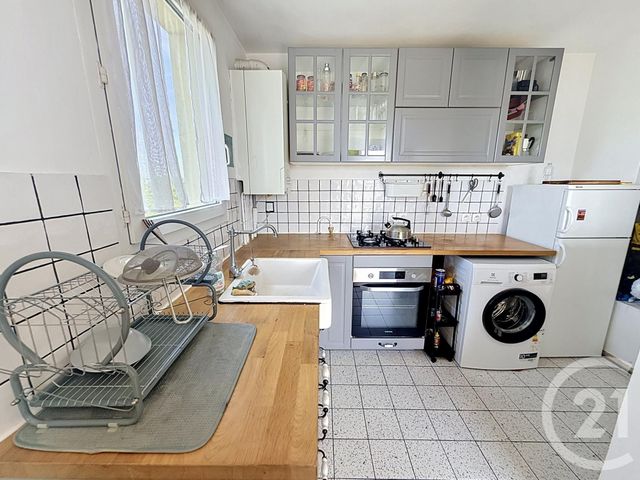 Appartement F2 à louer - 2 pièces - 48.0 m2 - AUBERVILLIERS - 93 - ILE-DE-FRANCE - Century 21 Immo Conseil