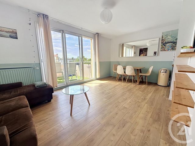 Appartement F2 à louer - 2 pièces - 48.0 m2 - AUBERVILLIERS - 93 - ILE-DE-FRANCE - Century 21 Immo Conseil